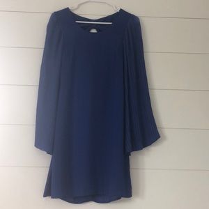 Blue dress with pleated flowing sleeves